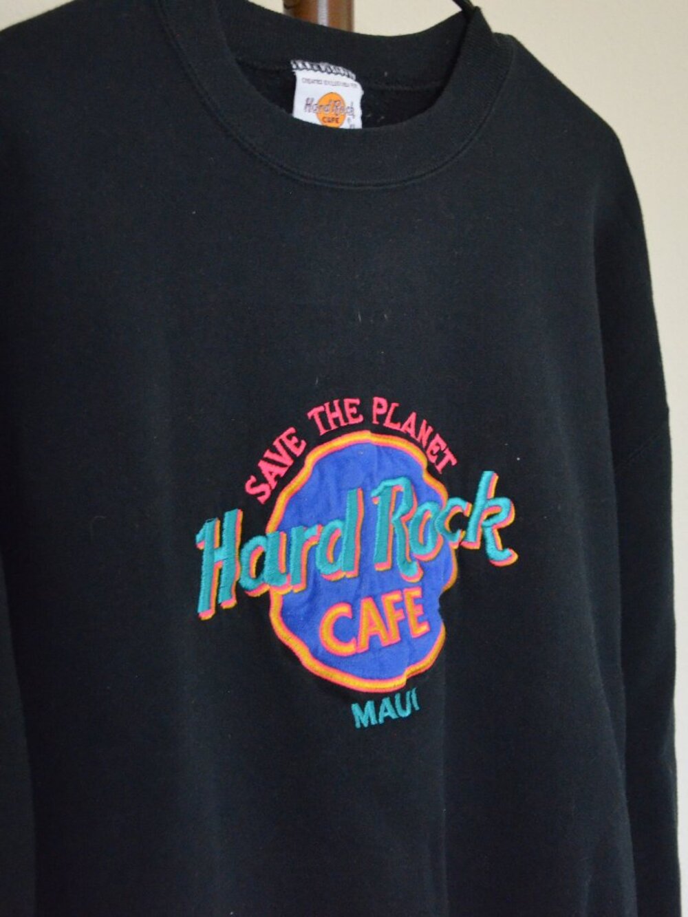 Hard Rock Cafe Maui crewneck